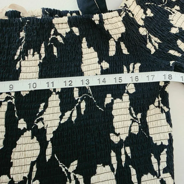 Soft Surroundings Black White Floral Smocked Cold Shoulder Midi Dress Size 2X - Image 6