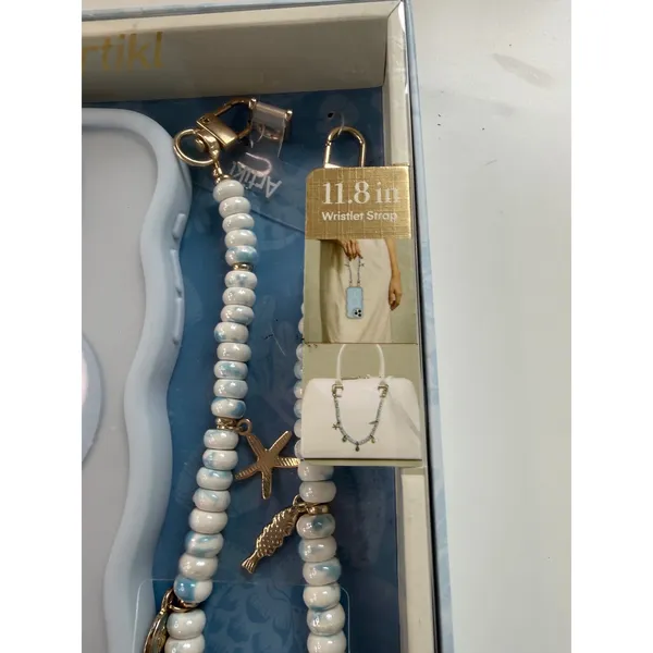 Artikl Ocean Mist iPhone 15 Pro Max MagSafe Case and Beaded Wristlet Bundle Blue - Image 6