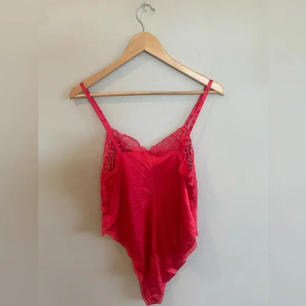 APPLAUSE Vintage Red Lace‎ High Cut Teddy 80s 90s Size 34 Made in the USA NWOT - Image 2