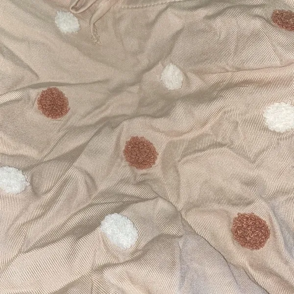 ✨HP✨Embroidered Polka Dot Puff Sleeves Blouse✨ Brown Size L - Image 4