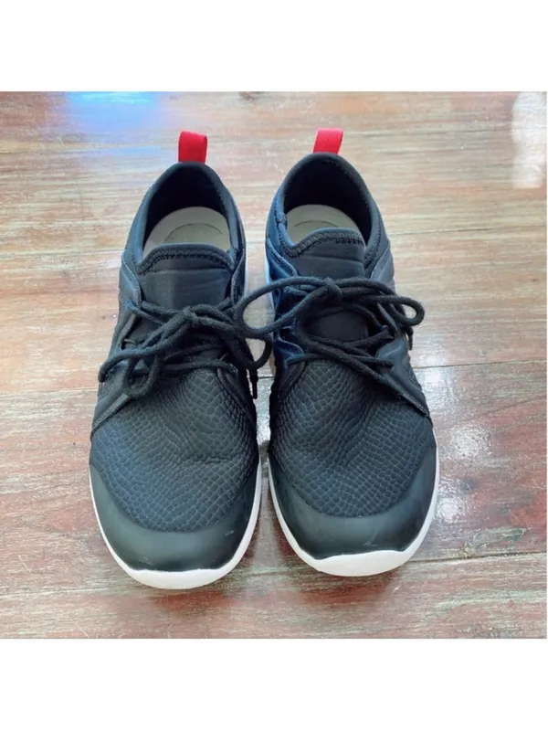Vionic Storm Black Sneakers Size US 9 - Image 2