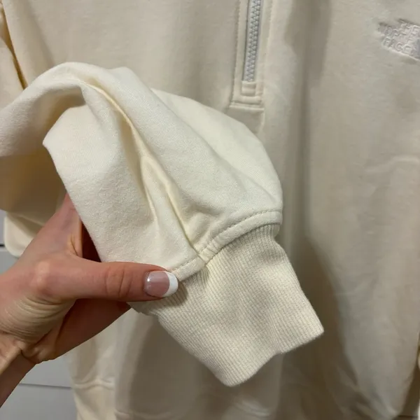 The North Face 1/4 Zip Pullover - Image 6