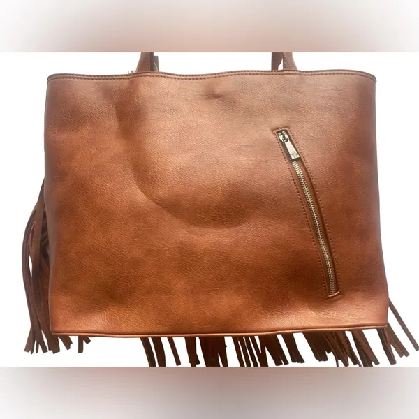 Catchfly Studio Trenditions‎ Western Style Asymmetrical Tooled Yoke Tote Bag - Image 11