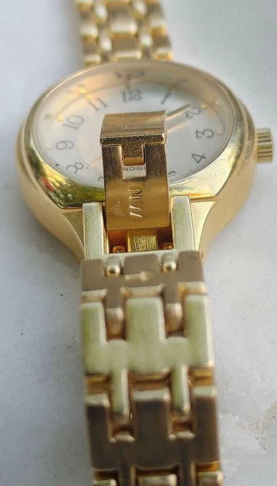 Carriage Timex Quartz Ladies Gold-Tone Watch Chain-Link Bracelet - Image 5