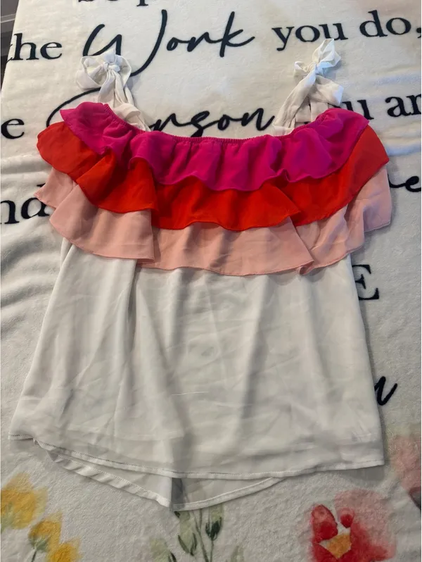 Entro Stylish off-the-shoulder ruffled blouse, Size M - Image 2