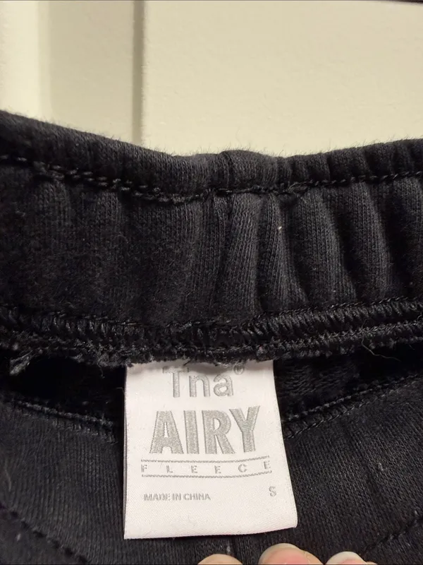 Aritzia TNA Airy Fleece Boyfriend Basic Sweatpants Black S - Image 3