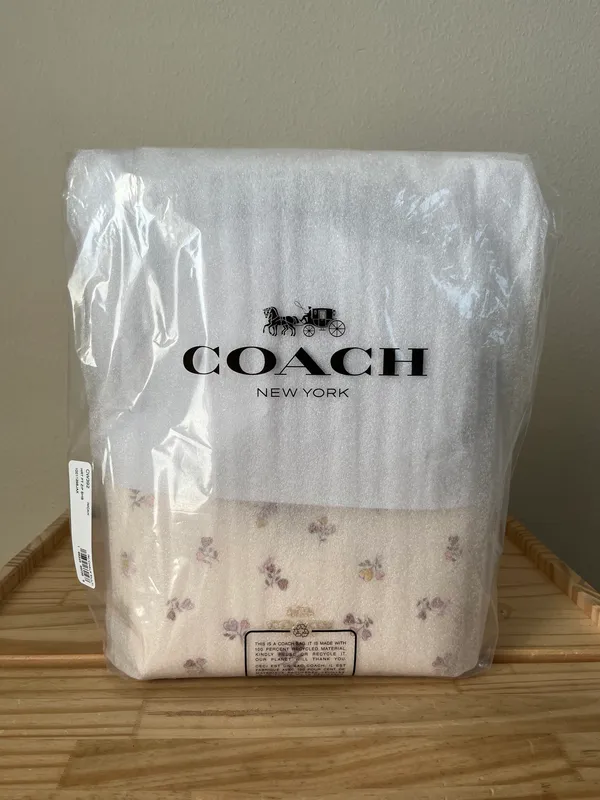 Coach Purse - Image 13