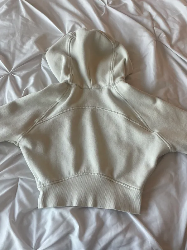 Lululemon Scuba Hoodie - Image 4