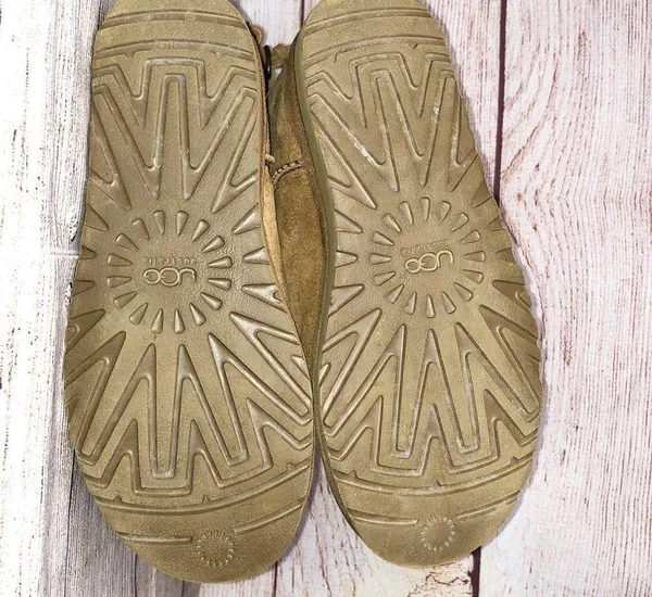 UGG Chestnut Remora Buckle Short Boots Size 6 - Image 8