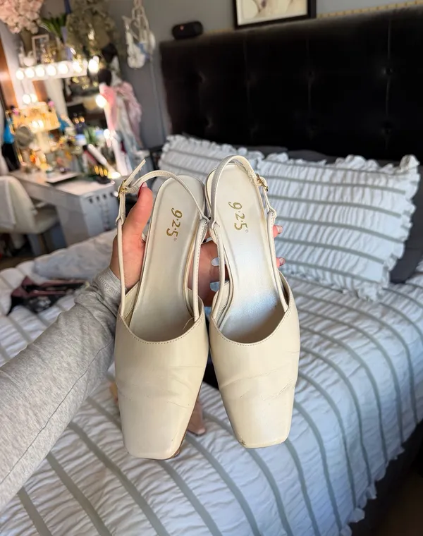 Sling Back Kitten Heels White Size 6 - Image 2