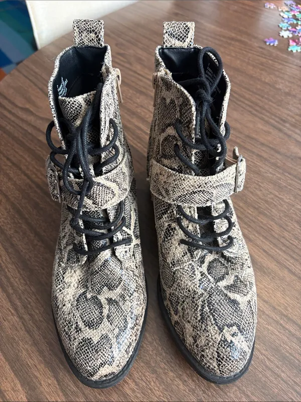 Express Size 7 Snake Print Lace Up Ankle Boots - Image 2