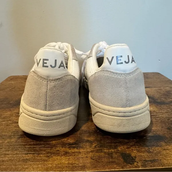 Veja V-10 Sneakers in White Natural Pierre - Image 9