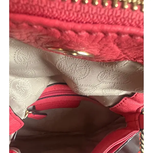 Michael Kors Crossbody Bag Womens Small Coral Pink Pebbled‎ Leather Gold Chain - Image 13