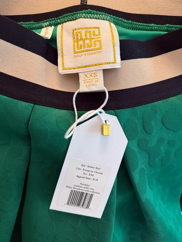 Emily McCarthy Green Mini Athletic Skort/Skirt NWT - Image 4