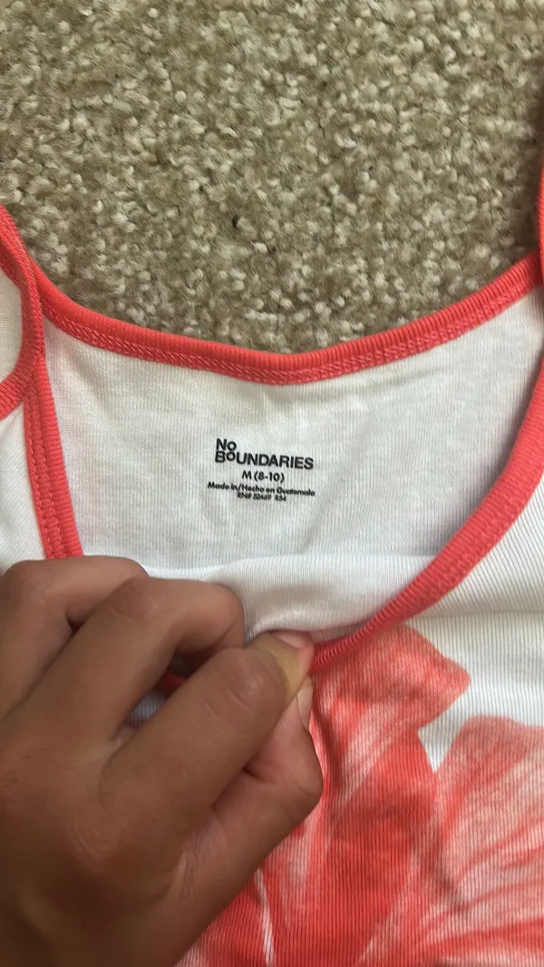 Walmart A flower summer cute hibiscus tank top lined with summary red/pink lining for the straps and along the top of the tank top - Image 3