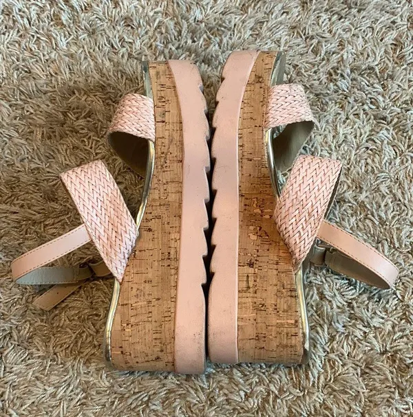 Platform Pink Sandals Size 8 - Image 3