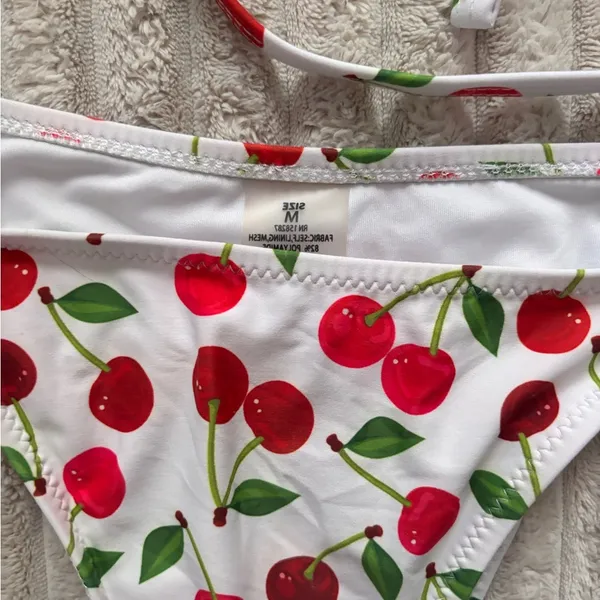 Cherry Print Bikini Set with Sarong White Size M - Image 4