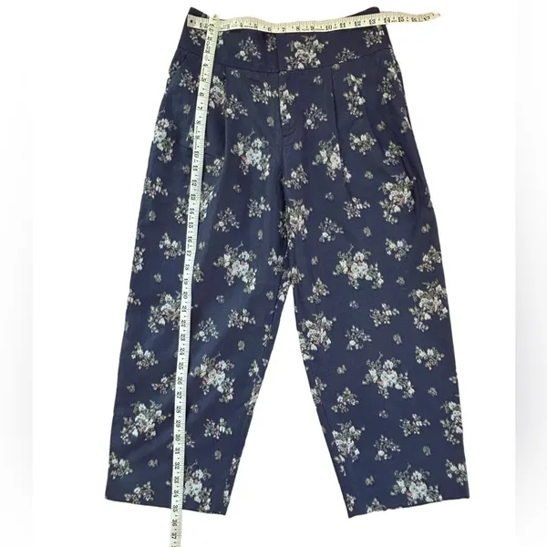 Club Monaco 2 Navy Floral wide leg cropped culottes Palazzo high-rise pleated - Image 7
