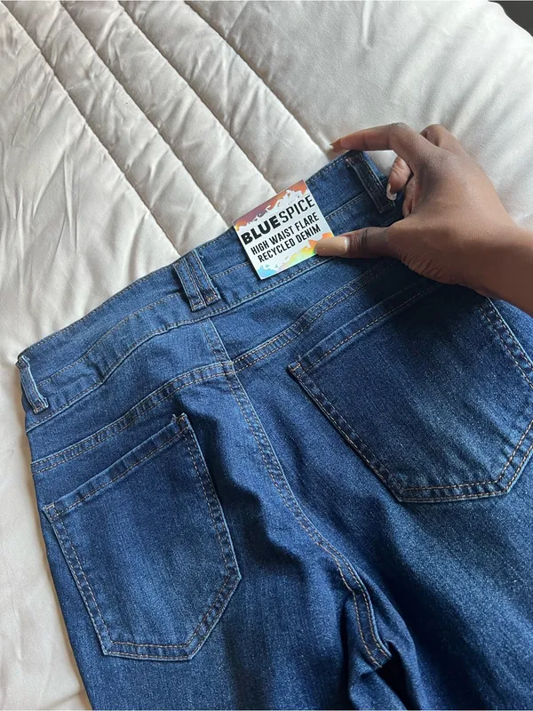 Dark Blue Women's Flared Jeans Size 3 - Image 2
