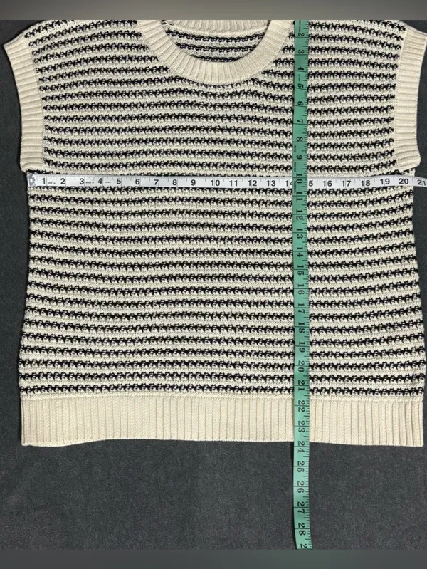 Striped Cream & Black Short-Sleeve Knit Sweater Size M - Image 5