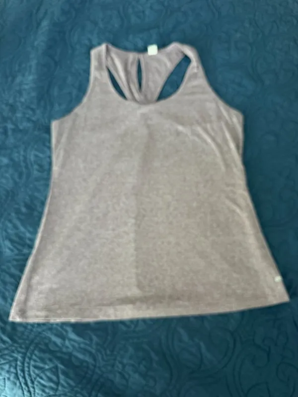MARIKA Super Soft Thin Keyhole Racerback Mauve Purple Pink Tank Top Size Medium - Image 8