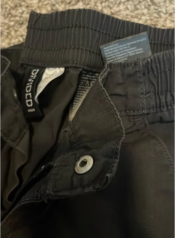 Divided H&M Cargo Pants Black - Image 3
