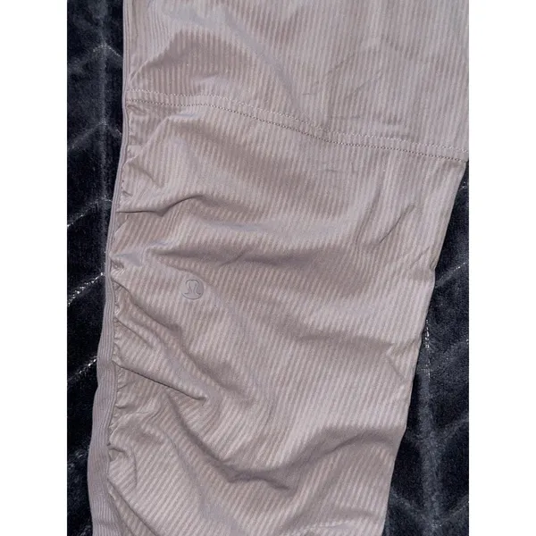 Lululemon Women's Dance Studio Mid-Rise Jogger Full Length Size 8 - Image 6