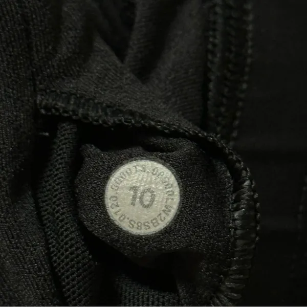 Lululemon Free To Be Serene Bra High Neck Long Line 10 - Image 5