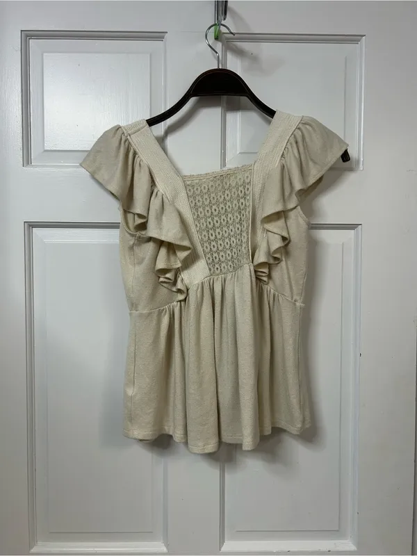 gimmicks by BKE Cream Ruffle Crochet Peplum Top - Image 5
