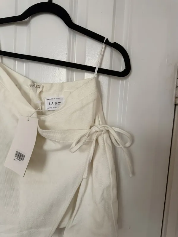 NWT Sabo Skirt Alani White Linen Wrap Mini Skort - Image 6