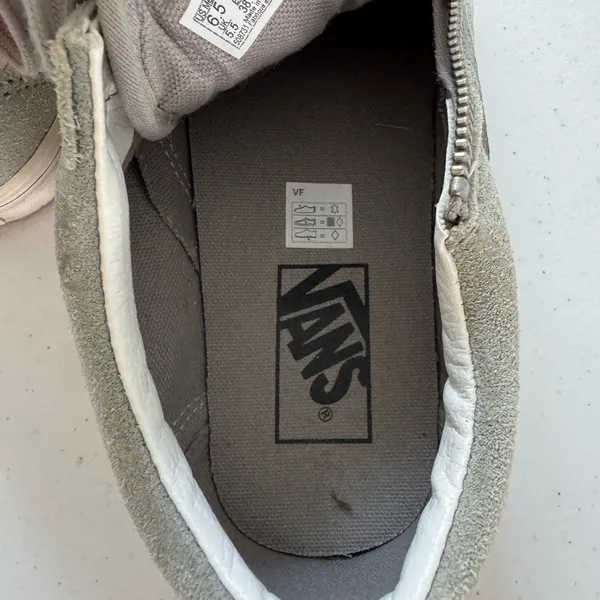 Vans‎ Women's Gray Suede Sneakers - Image 7