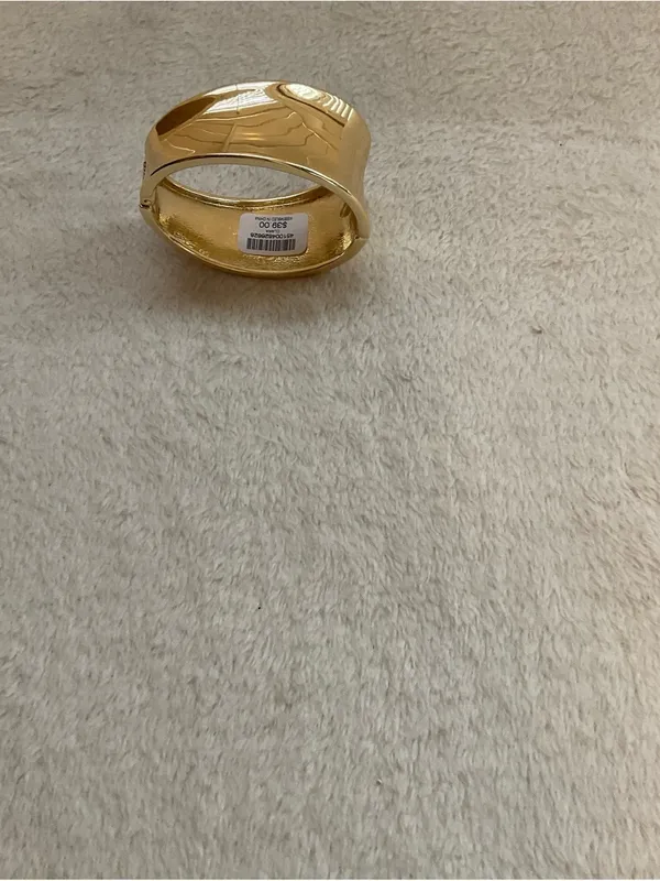 Polished Gold Wide Hinged Cuff Bracelet - Women Jewelry - Image 3