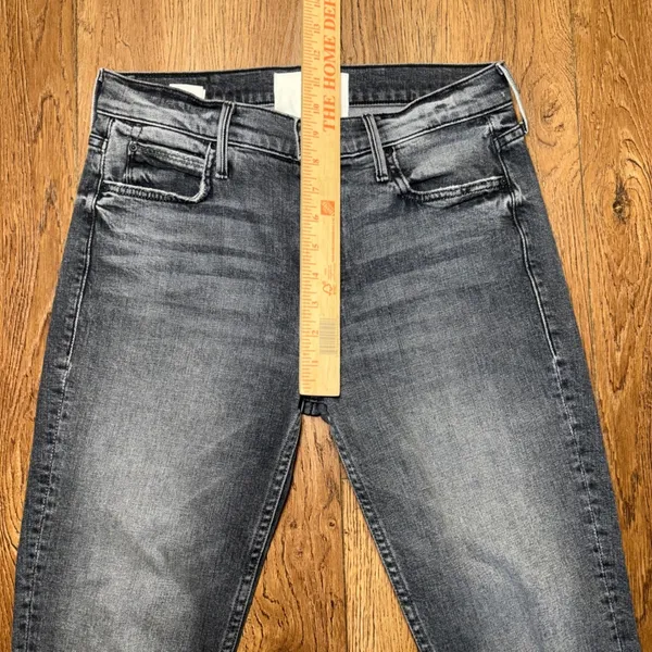 Mother The Flirt Jeans in Hell Yeah! Wash Size 28 Faded Dark Denim Distressed - Image 8