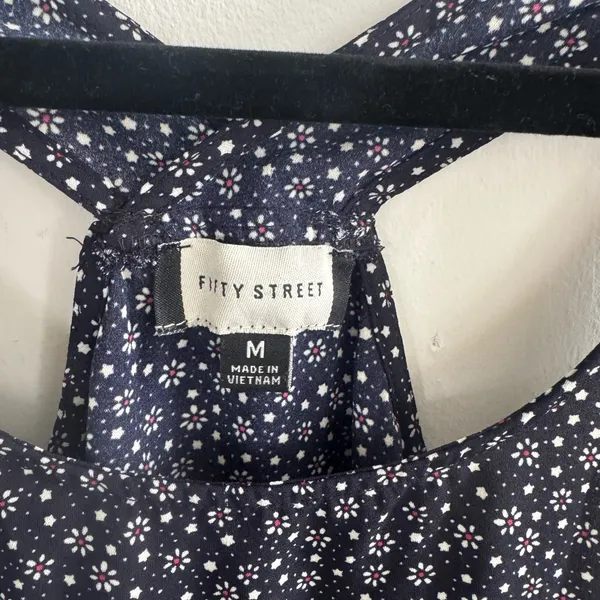 Women's Black Floral Top Size M - Image 2