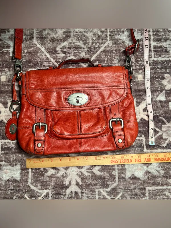 Fossil Maddox Genuine Leather 1954 Red Crossbody Handbag Satchel Purse ZB5032 - Image 2