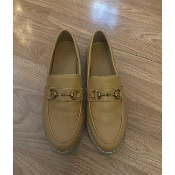 A New Day Loafers Size 8 1/2 - Image 2
