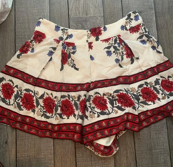 Boutique Shorts - Image 2