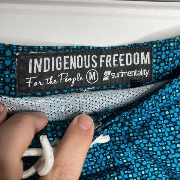 Indigenous freedom board Shorts Size‎ medium Blue - Image 4