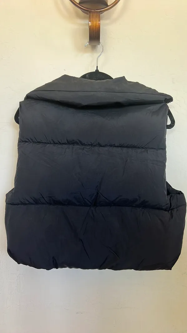 Amazon Cropped Puffer Vest - Image 2