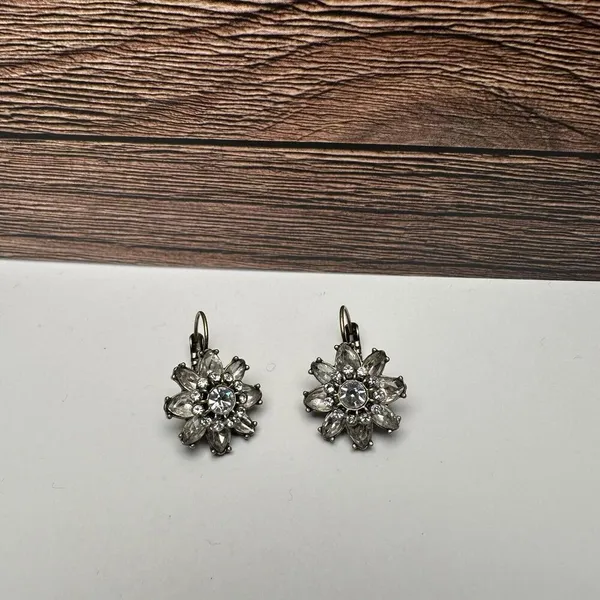 Chloe & Isabel Mirabelle Crystal Flower Drop Earrings - Image 9