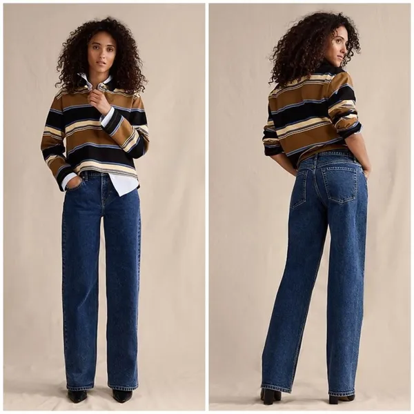 Banana Republic Mid Rise Straight Jeans Size 26 - Image 2
