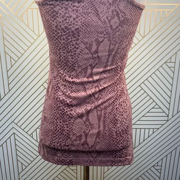 Lululemon Cool Racerback Tank Top Desert Snake‎ Berry Multi Pink Red Size 4 - Image 9