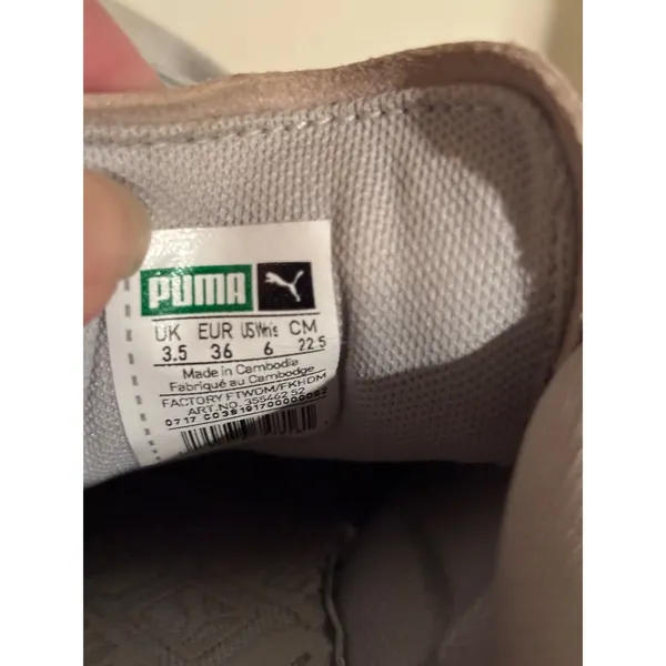 PUMA Suede Classic Sneakers Women's Shoes Gray‎ Casual Comfort Walking - Image 9