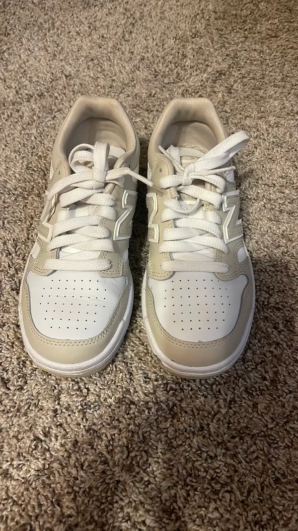 size 4 kids (6 women’s) tan new balance - Image 3