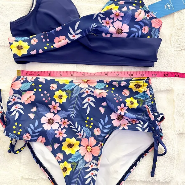 New CUPSHE Ruched Cinch Side Bottom Twist Front Blue Floral Beach Boho Bikini Sm - Image 6
