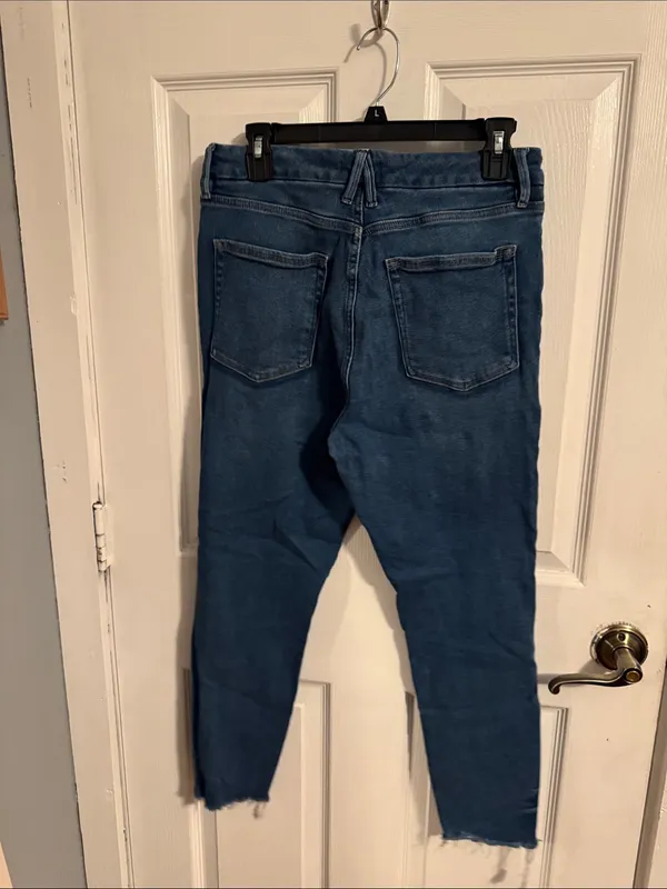 Good American Good Waist Crop Jeans - Image 5