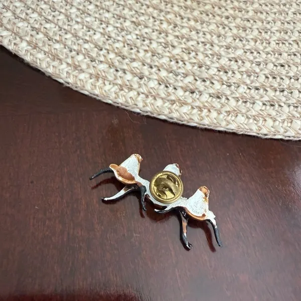 Vintage 3 longhorn pin - Image 2
