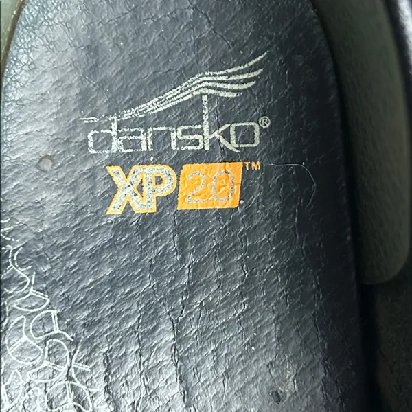 Dansko Pro XP 2.0 Patent Leather Clogs Size 40 (US 9.5-10) - Image 9