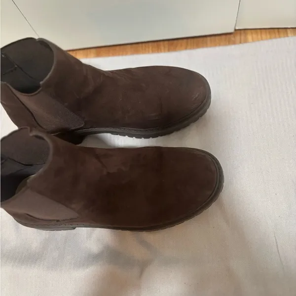 Nola Chocolate Brown Boots Size 7 - Image 5