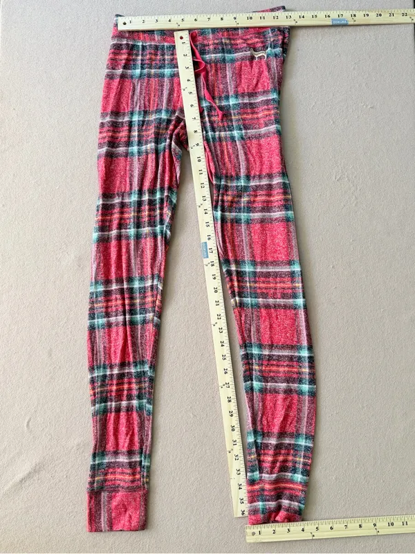 Y2K Victoria's Secret PINK plaid pajama petite small gold dog embroidered logo - Image 4